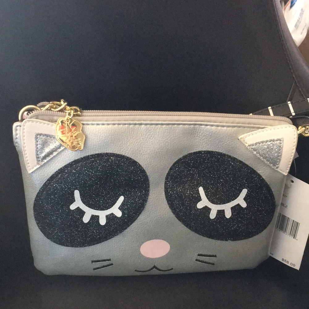 Betsey J.Silver sleeping cat Double Crossbody Bag